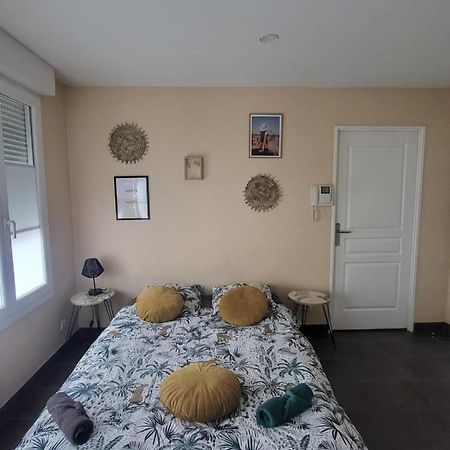 Logement En Hypercentre Dans Une Residence Amiens Exterior foto
